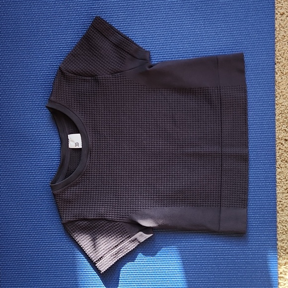 All In Motion Cropped Athleleisure top - Picture 1 of 5